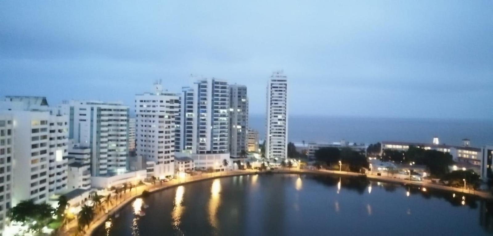El Laguito Apto Cerca A La Playa Cartagena